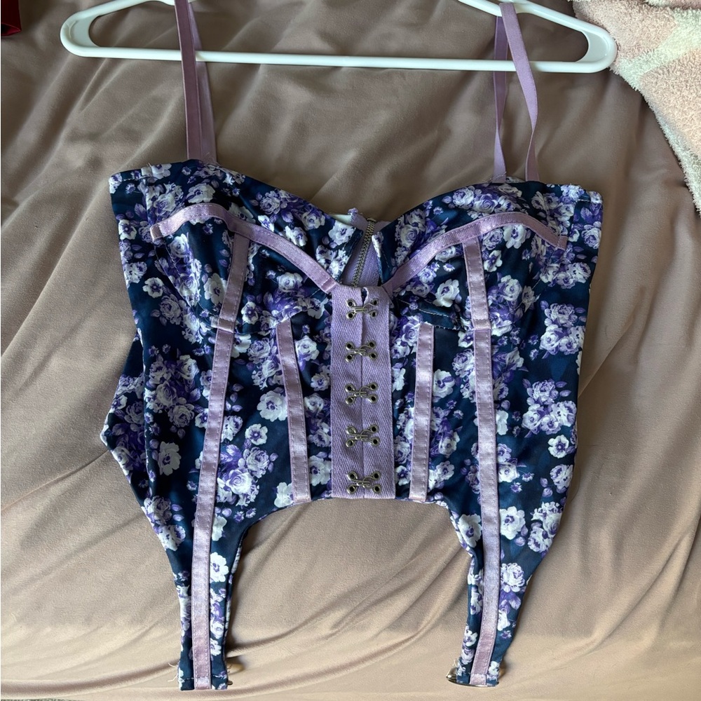Corset style crop top size medium
